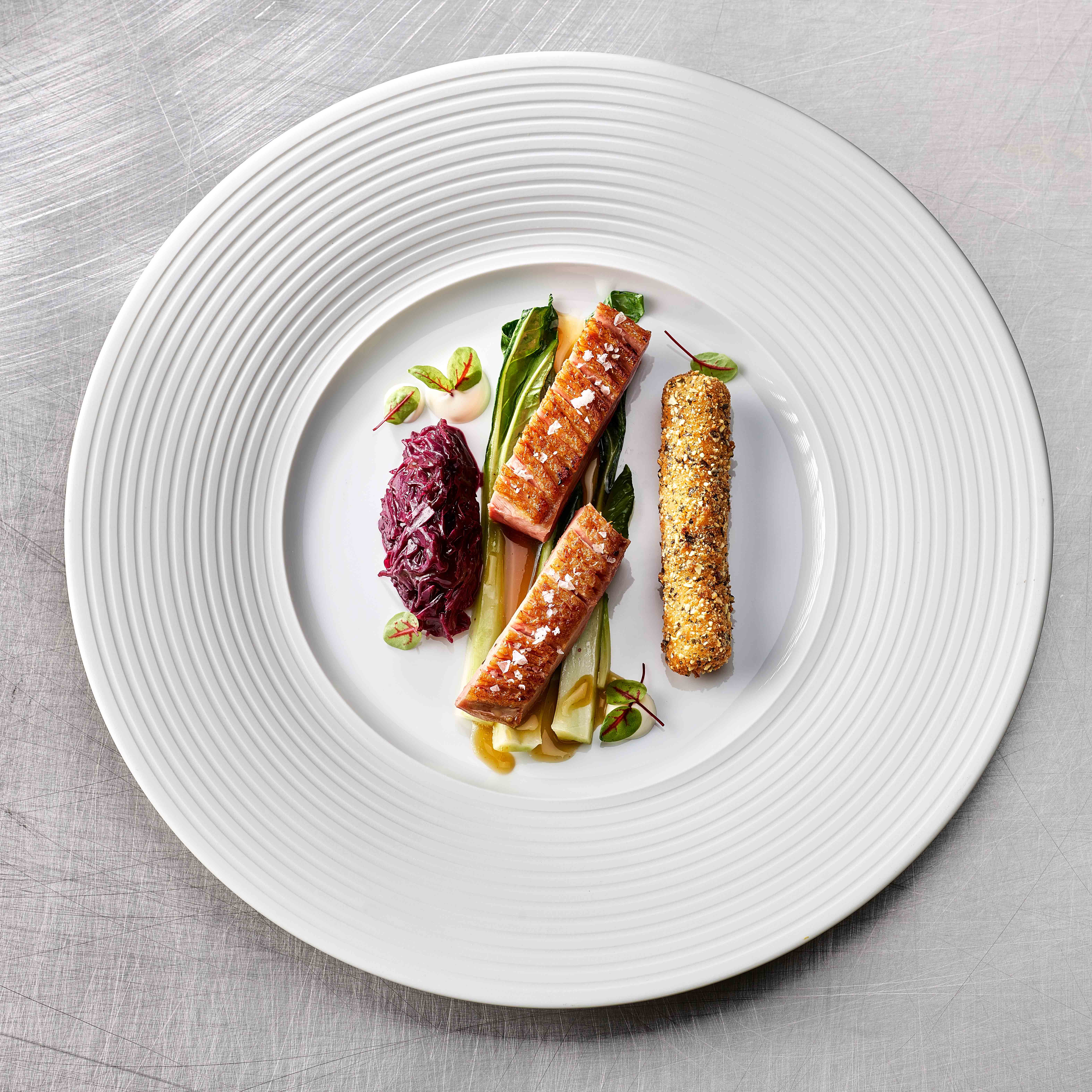 Magret de canard | Pak choi | Noisettes piémontaises | Chou rouge | Courge