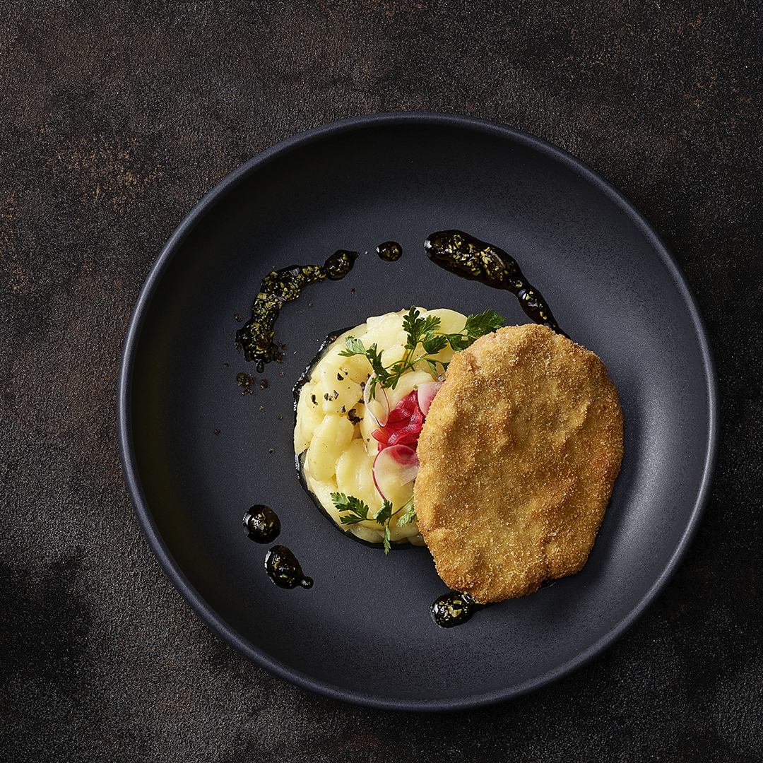 Crunchy Panko-Schnitzel | Kartoffelsalat | Kürbiskernpesto